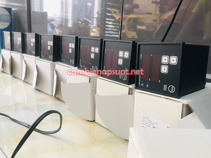 Giao hàng bộ điều khiển nhiệt độ 6490B hãng Baelz cho khách hàng ở Tây Ninh